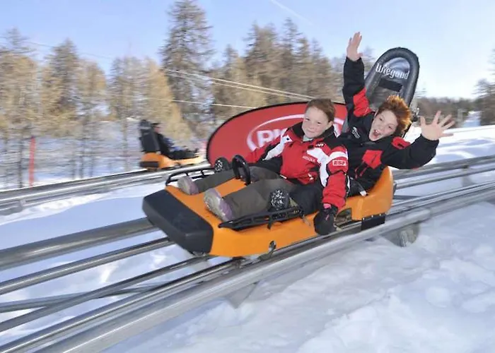 Les Autrichiens - アパート メジェーヴ