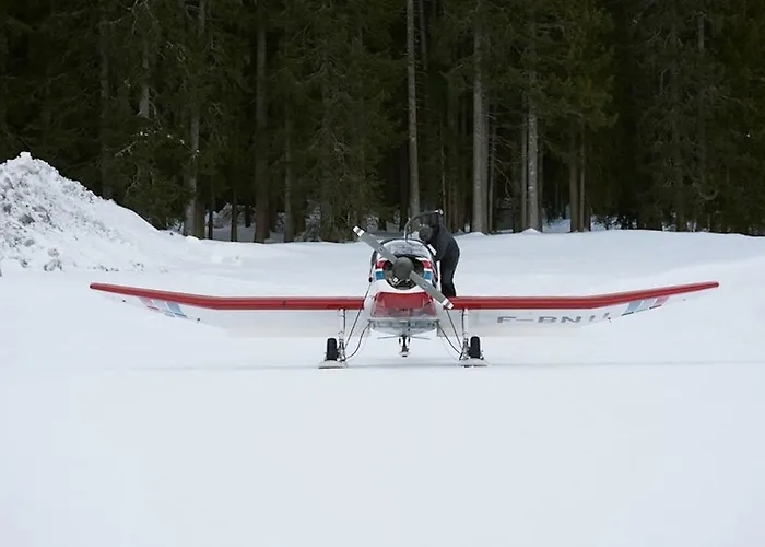 Les Autrichiens - アパート