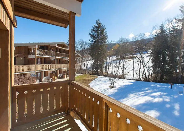 Les Autrichiens - アパート *